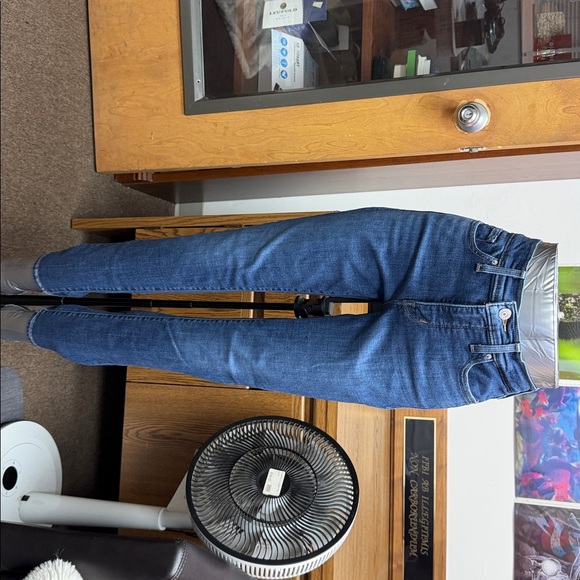 Levi’s Shaping Skinny Jeans Size 28 Dark Wash Mid/High Rise Stretch Denim - Picture 2 of 6